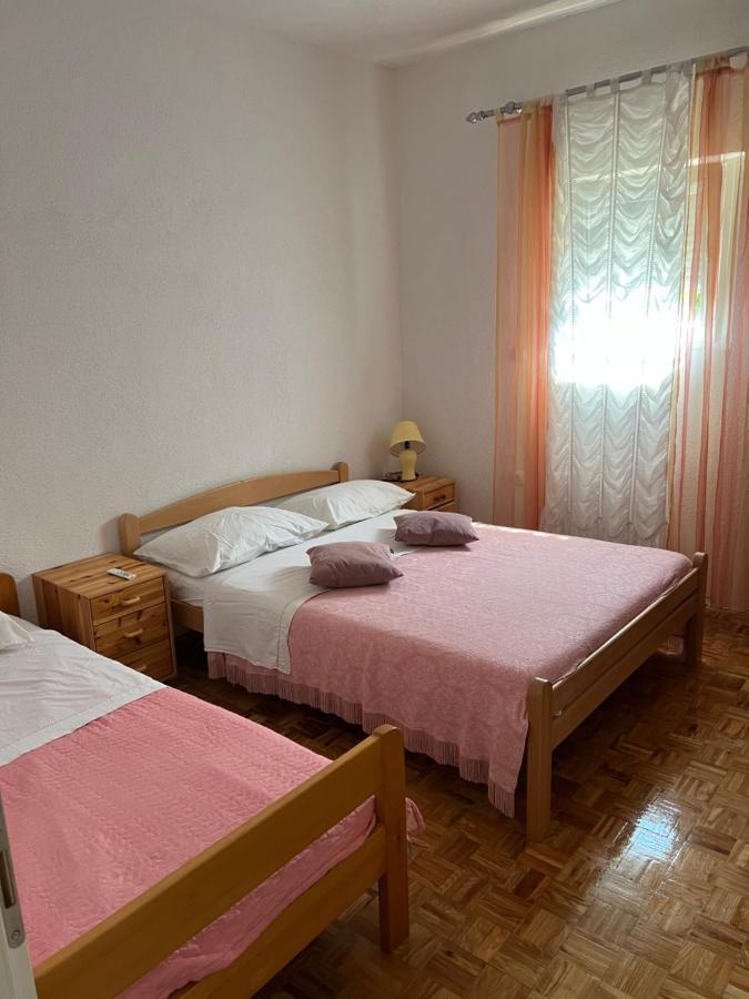 Apartment Vujcic Donji Okrug  Exterior foto